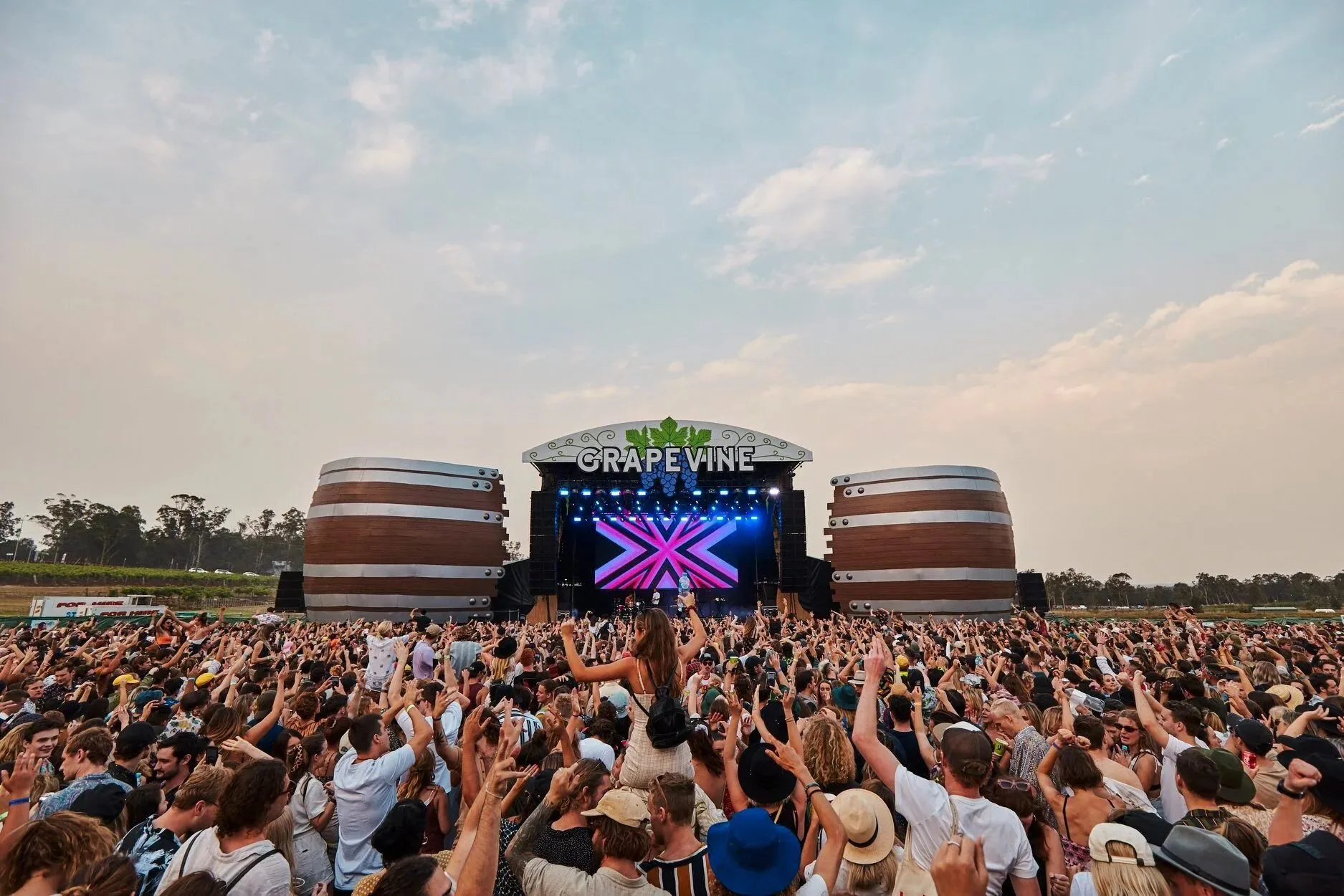Grapevine Gathering — festival stage photograph 03