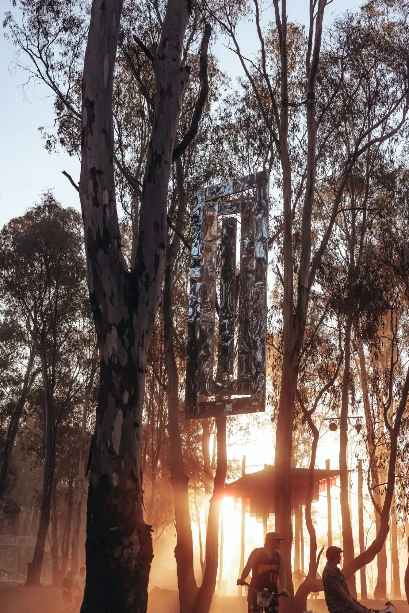 Mirror II — sculpture photograph 02
